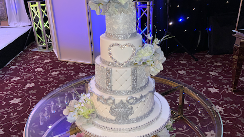 profile picture of Cakes 4 U by Julz & The Wedding Emporium Limited