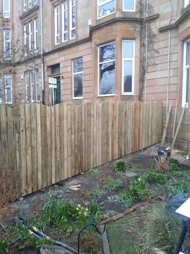 profile picture of Glasgow tree care and fencing ( landscape gardener ) profile picture