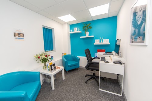 profile picture of Aesthetique Dental Care and Implant Clinic - Leeds profile picture