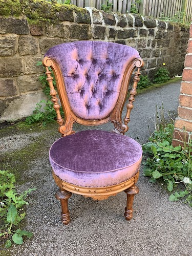 profile picture of Emily Farncombe Upholstery