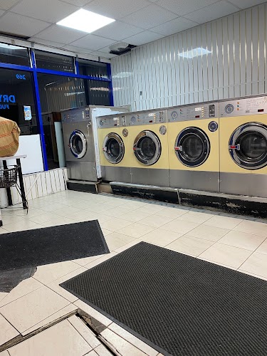 profile picture of Smart Wash Laundrette& Dry Cleaners profile picture