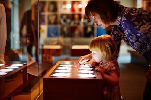 profile picture of Leeds City Museum profile picture