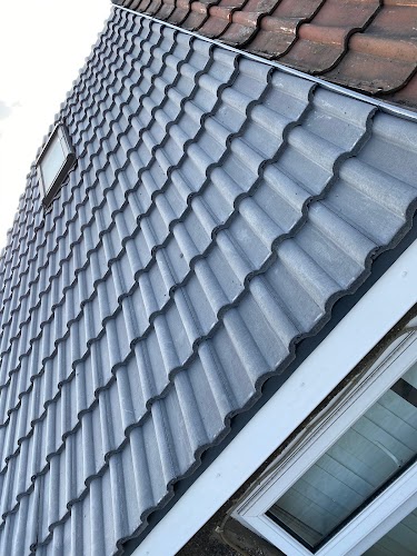 profile picture of Sage Roofing South West