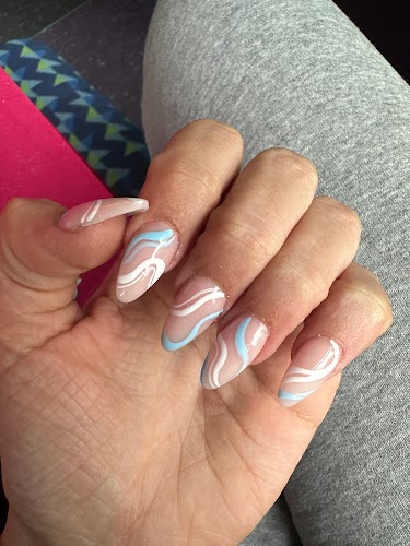 profile picture of Luxury Nails & Beauty