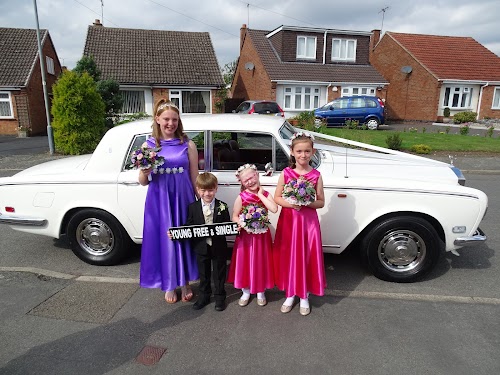 Hooray Henrys Wedding Cars