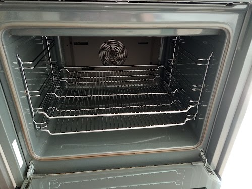 profile picture of Oven Loving profile picture