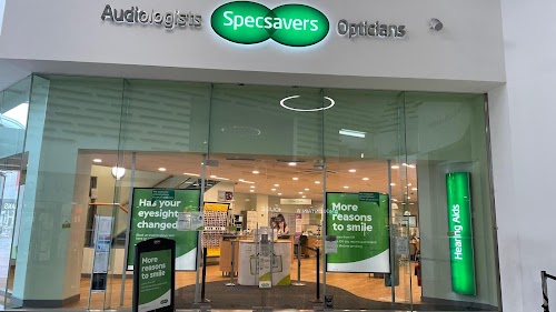 Specsavers Opticians and Audiologists - Basingstoke