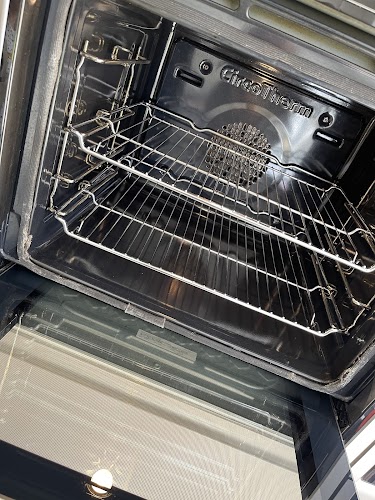 Hobnob oven cleaning