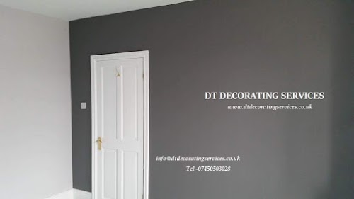 KF Decorating And Plastering