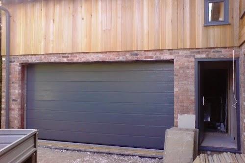 profile picture of Fenland Garage Doors