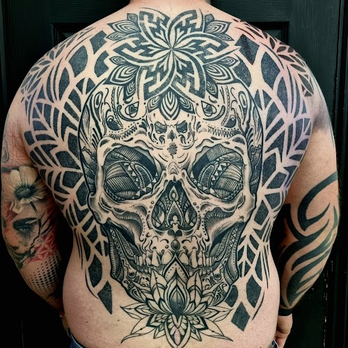 profile picture of Custom Ink Tattooing LTD