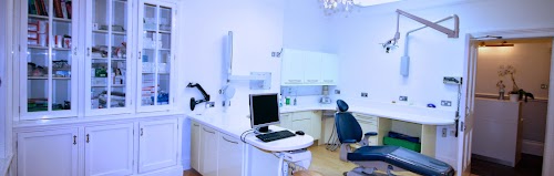 profile picture of Ferry Dental Centre profile picture