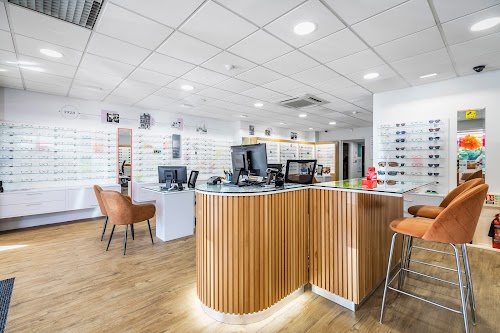 profile picture of Leightons Opticians & Hearing Care profile picture