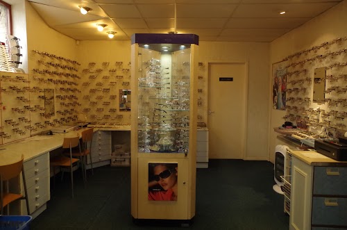 profile picture of JR Morton Opticians - Bradford