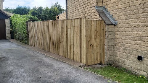 PARKSTONE FENCING AND DECKING