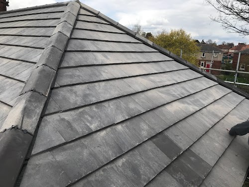 profile picture of Leeds & Bradford Roofing Services profile picture