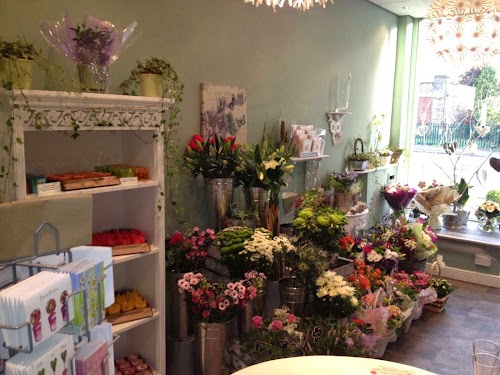 profile picture of Heaven Scent Florist (Flower Shop) Bradford profile picture