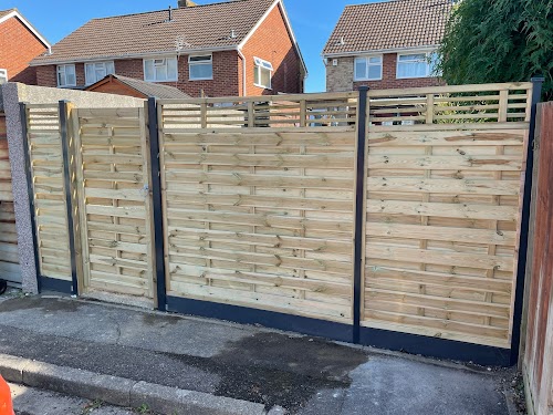 profile picture of Solent Fencing LTD profile picture