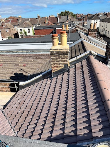 profile picture of Weaver Roofing profile picture