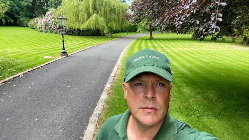 profile picture of Devine Lawn Care profile picture