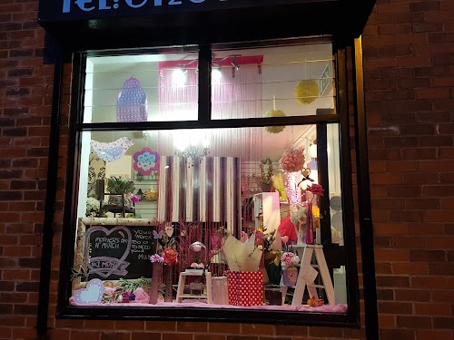 profile picture of Aroma Roses Florists - Florists Bolton profile picture