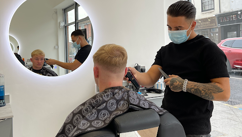 profile picture of DLN BARBERS BRENTWOOD profile picture