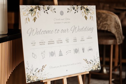 profile picture of Lovelee Wedding Stationery