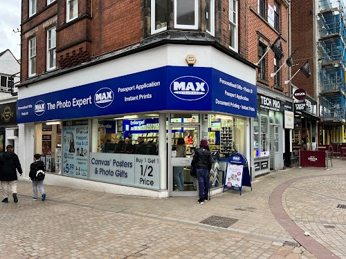 profile picture of Max Spielmann profile picture