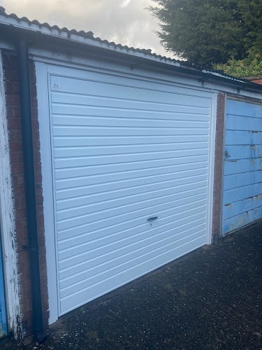 profile picture of Garage door secure