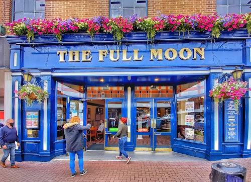 profile picture of The Full Moon - JD Wetherspoon profile picture