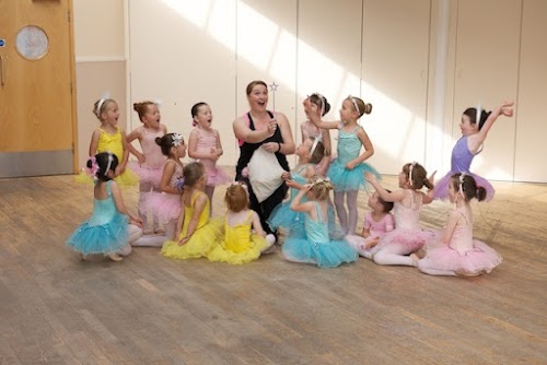 Rachael Bradbury Dance School