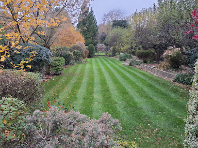 profile picture of Greensleeves Lawn Care Solihull profile picture