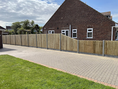 profile picture of Tiptop Fencing & Garden Services profile picture