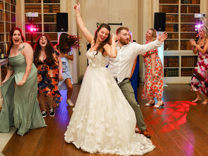 Perfect Wedding and Event DJs | Devon | Mobile Disco & Photobooth