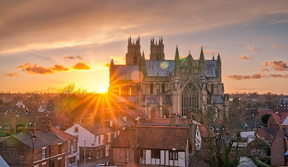 profile picture of Beverley Minster profile picture