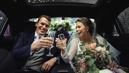 profile picture of Aura Wedding Cars profile picture