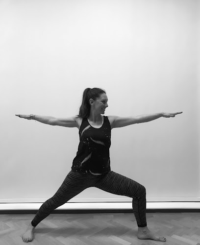 profile picture of Unique Yoga profile picture