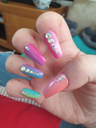 profile picture of Crazy Nails profile picture