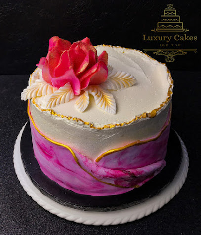 profile picture of LUXURY CAKES 4U Manchester profile picture