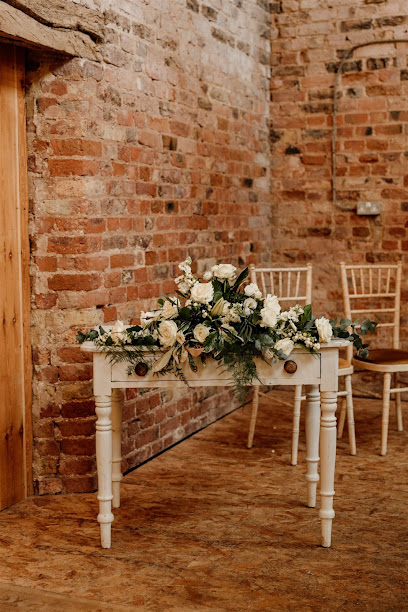 profile picture of Suzanne Wedding Flowers Bristol & Glos