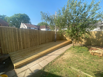 profile picture of SWANSEA DECKING & FENCING. Decking & Fence Builders In Swansea, Neath, Llanelli & Port Talbot. profile picture