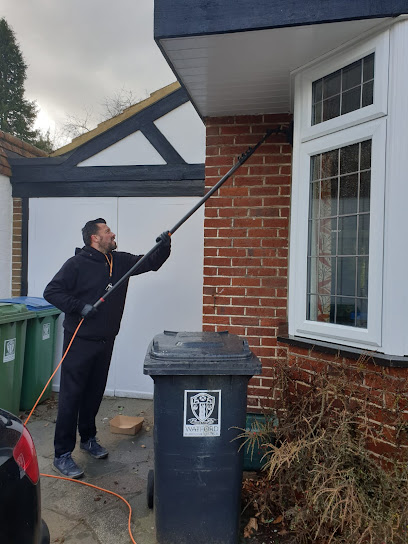 profile picture of Dower Does…Window & Gutter Cleaning