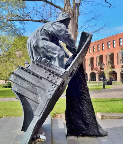 profile picture of Grimsby Fishermen Memorial profile picture