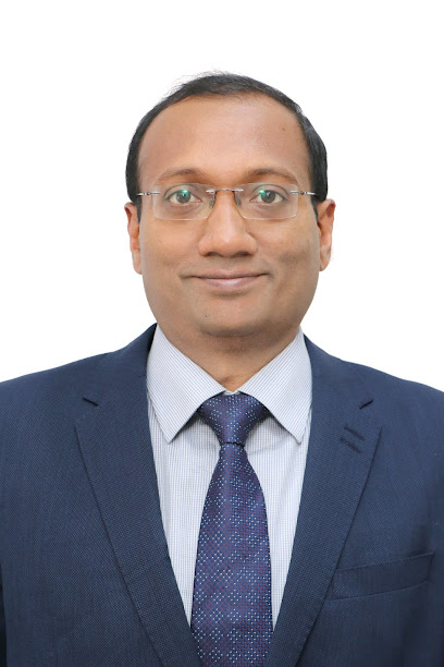 Professor Manish Kiran, Hip and Knee surgeon