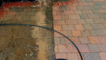 CLEAN-N-CLEAR PATIO & DRIVE CLEANING.