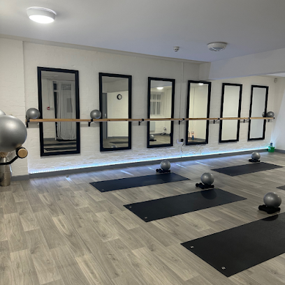 profile picture of Chesterfield Barre & Yoga Studio profile picture