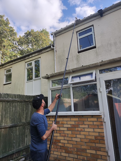 profile picture of Akar Window Cleaning solutions