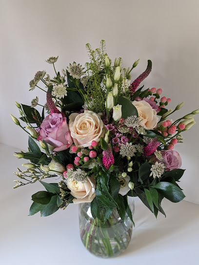 profile picture of Flowers by Holly Tree Guildford