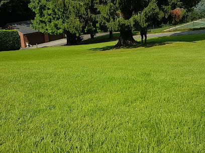 profile picture of Greenacre Lawncare profile picture