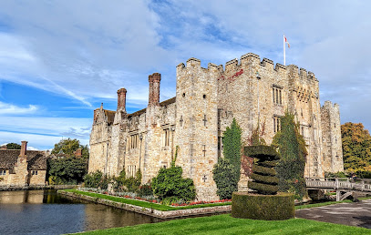 profile picture of Hever Castle & Gardens profile picture